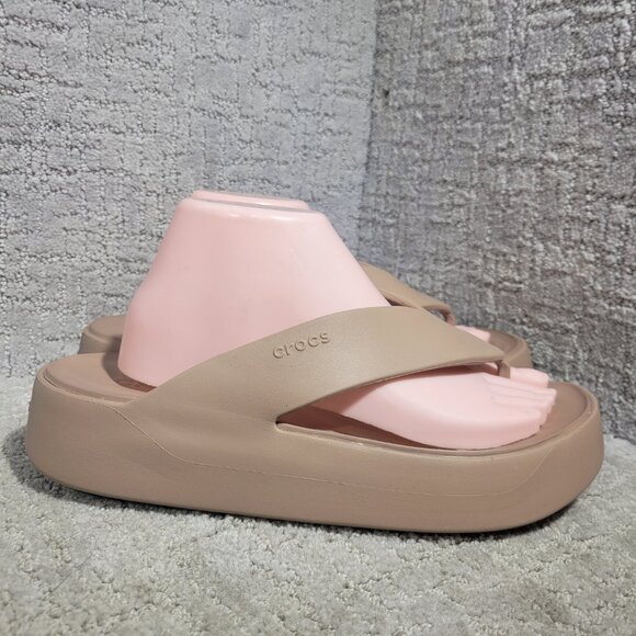CROCS Shoes - Crocs Getaway Women’s Size 11 US Tan Platform Flip Flop Sandals 209410